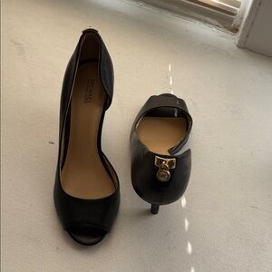 Michael Kors Elegant Black Peep-Toe Heels